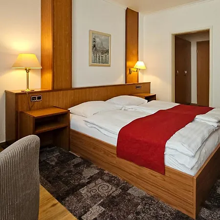 Hotel Zur Post Neubruchhausen Exterior photo